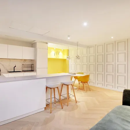 Apartment Pick A Flat's In Triangle D'or - Rue Penthievre Paris